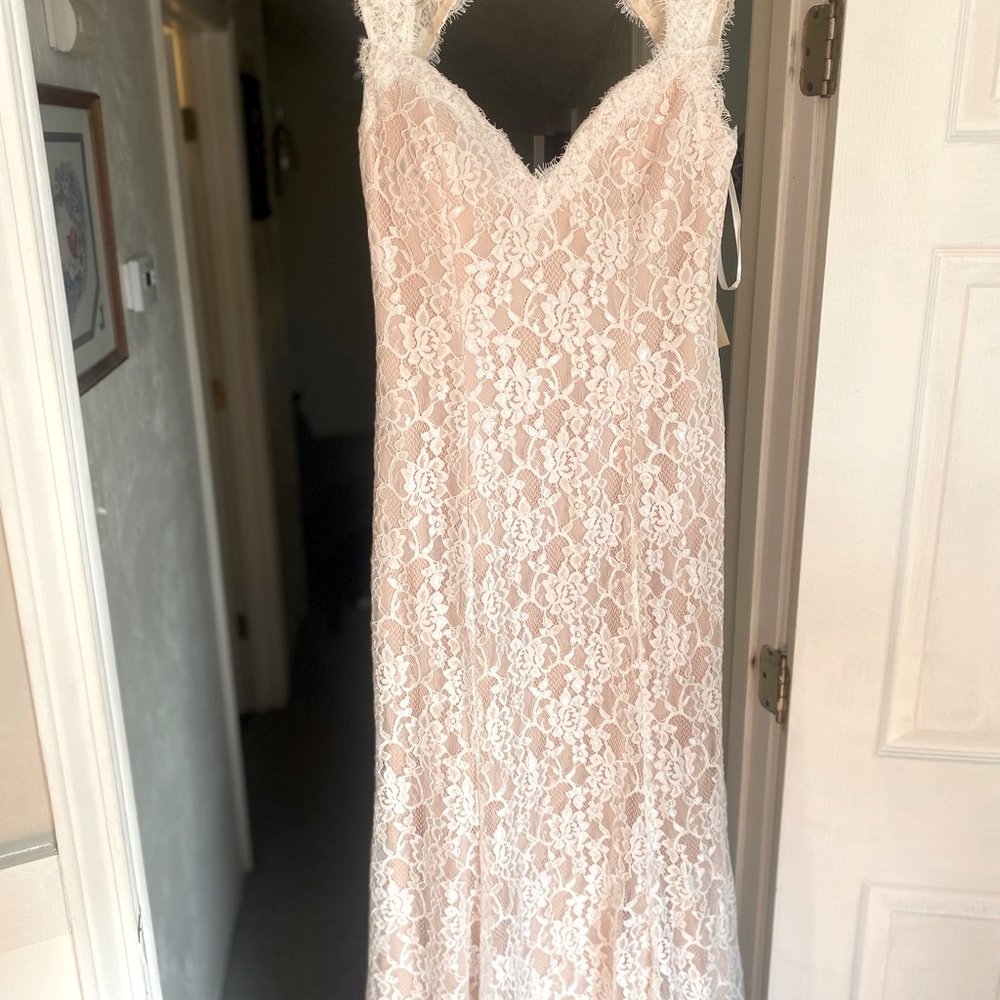 Beautiful white lace wedding dress